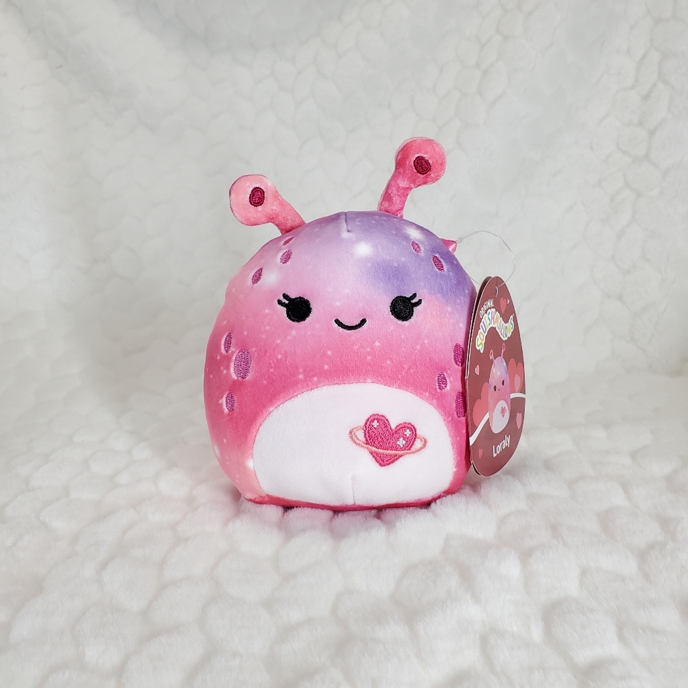 Loraly Squishmallow Alien Valentines Day Squad BNWT 5 Inch